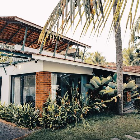 Bamboonest Riverside Villa Kochi Exterior photo
